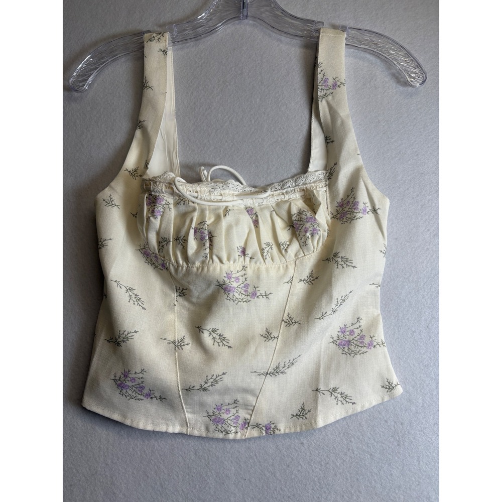 2bella Boutique Floral Lace Up Corset Top Cream Purple Cottagecore NWT Medium - Picture 3 of 12
